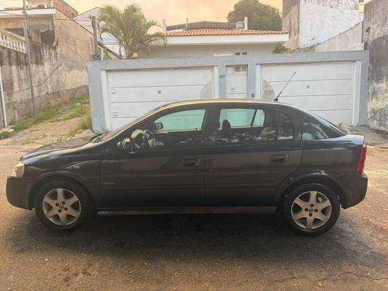 CHEVROLET ASTRA 2.0 MPFI ADVANTAGE 8V FLEX 4P MANUAL